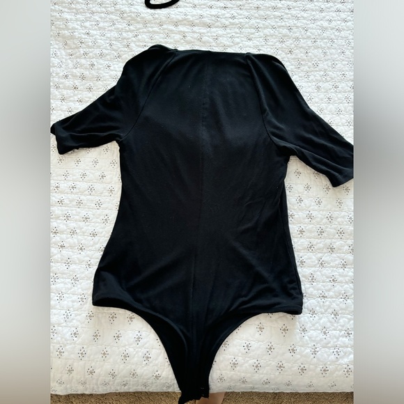 Alexander Wang Stretch Jersey Criss Cross Front Short Sleeve Bodysuit - Picture 8 of 11